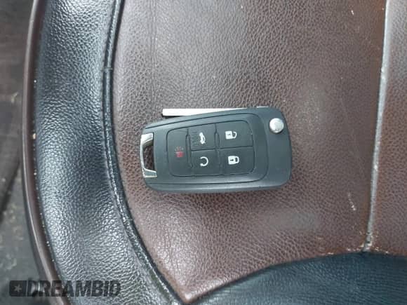 2014 Chevrolet Malibu LTZ с VIN 1G11J5SX4EF222031, выставлен на аукционе IAAI как лот 42619212 с пробегом 164 088 миль миль и . История ставок и продаж доступна на DreamBid. Изображение 11.