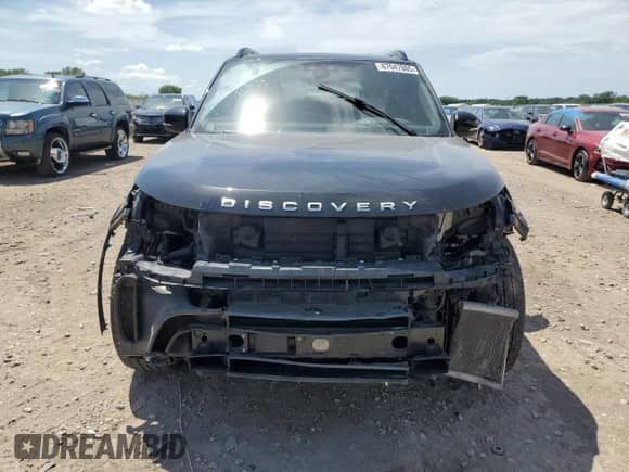 2017 Land Rover Discovery HSE Luxury with VIN SALRHBBVXHA046115, listed as a Copart auction lot 67047005 with 91,579 mi miles and Salvage title. Bid and sale history available at DreamBid. Image 5.