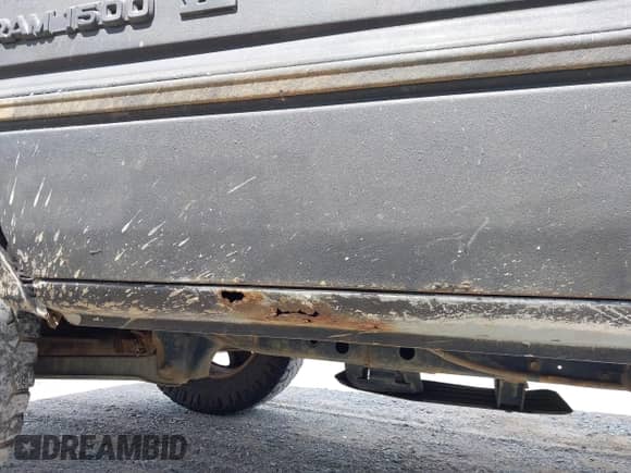 1997 Dodge 1500 с VIN 3B7HF13YXVG742322, выставлен на аукционе IAAI как лот 42331845 с пробегом 217 071 миль миль и . История ставок и продаж доступна на DreamBid. Изображение 20.