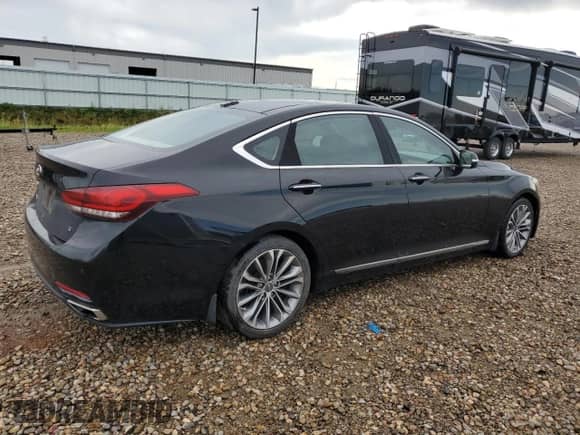 2015 Hyundai Genesis 3.8L with VIN KMHGN4JE3FU064743, listed as a Copart auction lot 67079095 with 172,923 mi miles and Clean title. Bid and sale history available at DreamBid. Image 3.