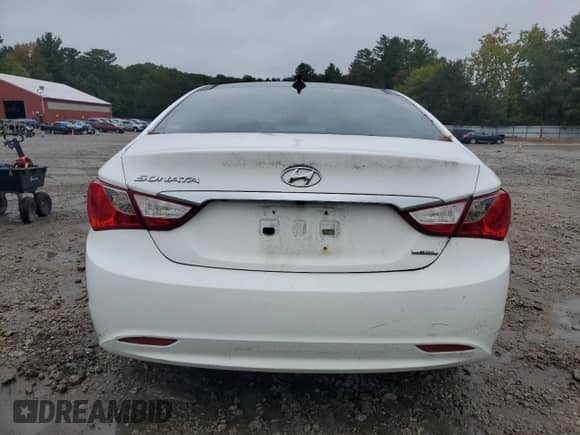 2013 Hyundai Sonata Limited with VIN 5NPEC4AC6DH612029, listed as a Copart auction lot 84394485 with 134,235 mi miles and Clean title. Bid and sale history available at DreamBid. Image 6.