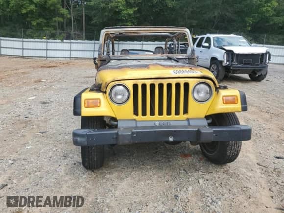 2000 Jeep Wrangler SE with VIN 1J4FA29P9YP787126, listed as a Copart auction lot 69889405 with Not provided miles and Non repairable. Bid and sale history available at DreamBid. Image 5.