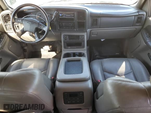 2003 Chevrolet Suburban LS с VIN 1GNFK16Z63J269125, выставлен на аукционе Copart как лот 80315525 с пробегом 253 757 миль миль и Списание • Salvage title. История ставок и продаж доступна на DreamBid. Изображение 8.