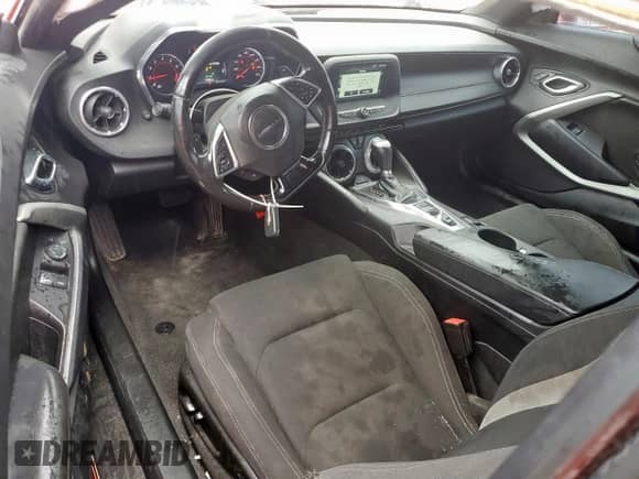 2016 Chevrolet Camaro 1LT с VIN 1G1FB1RX1G0182904, выставлен на аукционе Copart как лот 63282355 с пробегом 147 966 миль миль и Списание • Salvage title. История ставок и продаж доступна на DreamBid. Изображение 8.