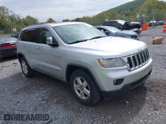 2011 Jeep Grand Cherokee Laredo с VIN 1J4RR4GG8BC610344, выставлен на аукционе IAAI как лот 43310210 с пробегом 199 628 миль миль и . История ставок и продаж доступна на DreamBid. Изображение 1.