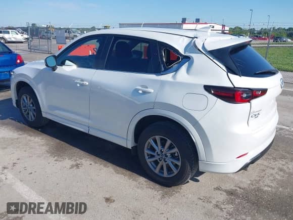 2024 Mazda CX-5 S Preferred z VIN JM3KFBCL3R0520576, wystawiony jako IAAI lot #42364808 z przebiegiem 8 482 mil mil oraz . Historia ofert i sprzedaży dostępna na DreamBid. Obrazek 3.