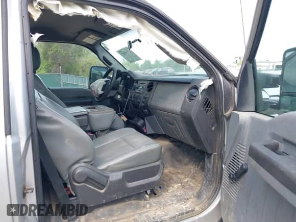 2016 Ford F-250 XL с VIN 1FTBF2A67GED09578, выставлен на аукционе IAAI как лот 42133327 с пробегом 150 694 миль миль и . История ставок и продаж доступна на DreamBid. Изображение 5.