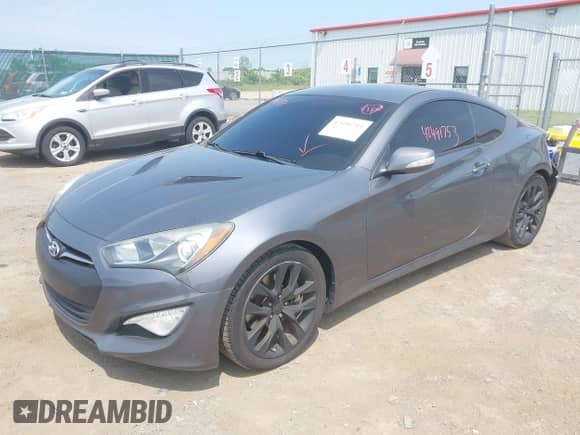 2015 Hyundai Genesis Coupe 3.8L Base с VIN KMHHU6KJ0FU124671, выставлен на аукционе IAAI как лот 42491753 с пробегом 119 967 миль миль и . История ставок и продаж доступна на DreamBid. Изображение 2.