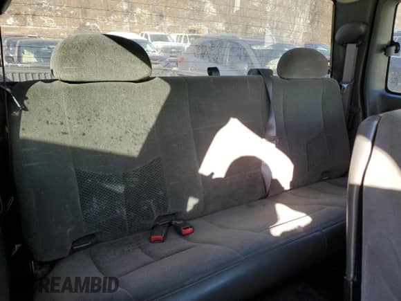 2006 Chevrolet Silverado 2500HD LS с VIN 1GCHK29UX6E177584, выставлен на аукционе Copart как лот 45297745 с пробегом Не указан миль и Чистый • Clean title. История ставок и продаж доступна на DreamBid. Изображение 10.