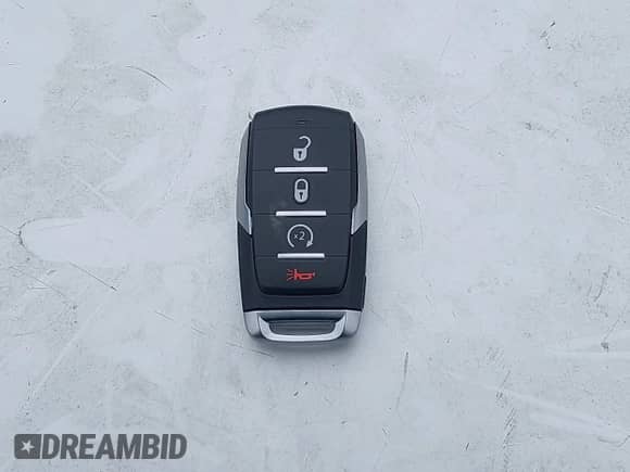 2025 Ram 1500 Big Horn z VIN 1C6RREFG1SN504598, wystawiony jako IAAI lot #42380514 z przebiegiem 7 657 mil mil oraz . Historia ofert i sprzedaży dostępna na DreamBid. Obrazek 11.