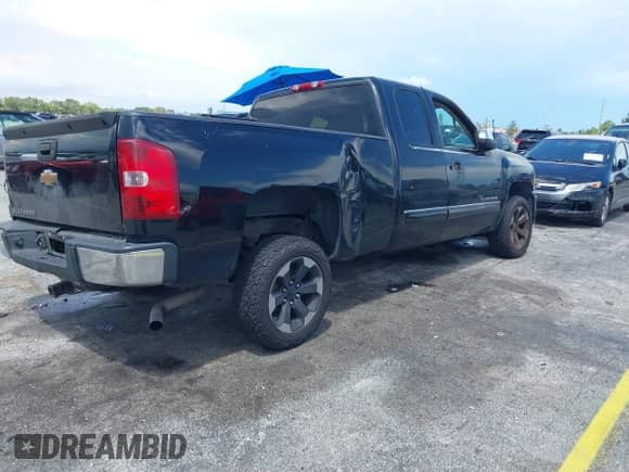 2011 Chevrolet Silverado 1500 Work Truck с VIN 1GCRCPEX9BZ207594, выставлен на аукционе IAAI как лот 43039505 с пробегом 185 384 миль миль и . История ставок и продаж доступна на DreamBid. Изображение 4.