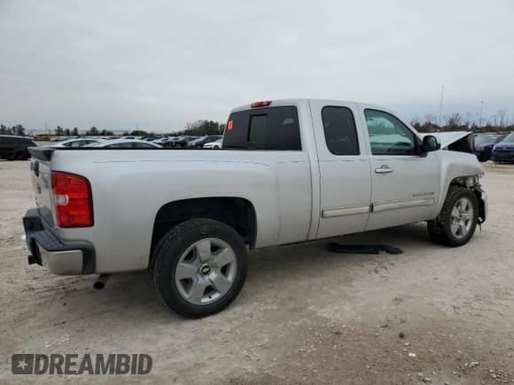 2010 Chevrolet Silverado 1500 LTZ with VIN 1GCSCTE06AZ202767, listed as a Copart auction lot 46430905 with 209,519 mi miles and Salvage title. Bid and sale history available at DreamBid. Image 3.