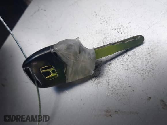 2006 Honda Pilot EX-L z VIN 5FNYF18546B009463, wystawiony jako IAAI lot #43517616 z przebiegiem 213 658 mil mil oraz . Historia ofert i sprzedaży dostępna na DreamBid. Obrazek 11.