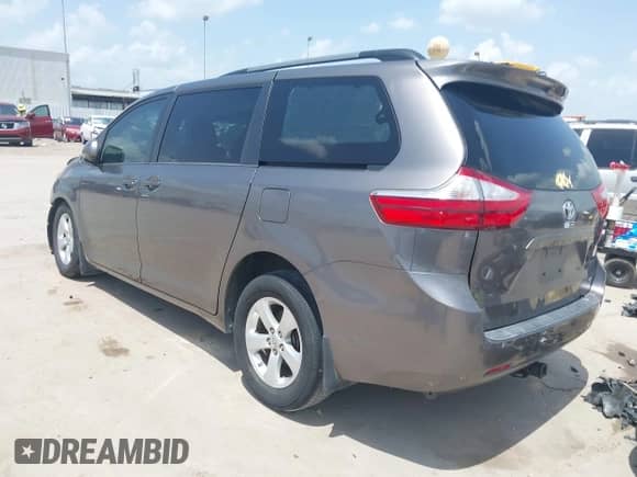 2015 Toyota Sienna LE AAS with VIN 5TDKK3DC0FS689388, listed as a IAAI auction lot 42680055 with 146,119 mi miles and . Bid and sale history available at DreamBid. Image 3.
