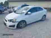 2013 Chevrolet Sonic LT с VIN 1G1JC5SH8D4160372, выставлен на аукционе IAAI как лот 42955389 с пробегом 105 332 миль миль и . История ставок и продаж доступна на DreamBid. Изображение 2.