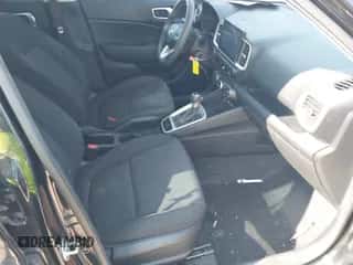 2022 Hyundai Venue SE с VIN KMHRB8A31NU163857, выставлен на аукционе IAAI как лот 43198745 с пробегом 42 418 миль миль и . История ставок и продаж доступна на DreamBid. Изображение 5.