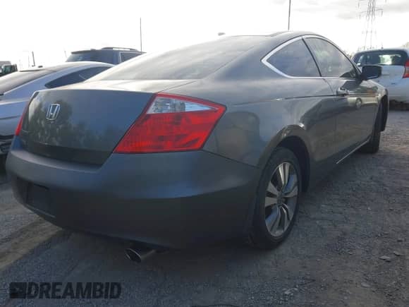 2009 Honda Accord EX-L с VIN 1HGCS12859A013450, выставлен на аукционе IAAI как лот 43518015 с пробегом 183 738 миль миль и . История ставок и продаж доступна на DreamBid. Изображение 4.