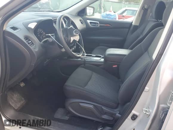 2019 Nissan Pathfinder SV с VIN 5N1DR2MN8KC638700, выставлен на аукционе Copart как лот 84904665 с пробегом 128 979 миль миль и На запчасти • Non repairable. История ставок и продаж доступна на DreamBid. Изображение 7.