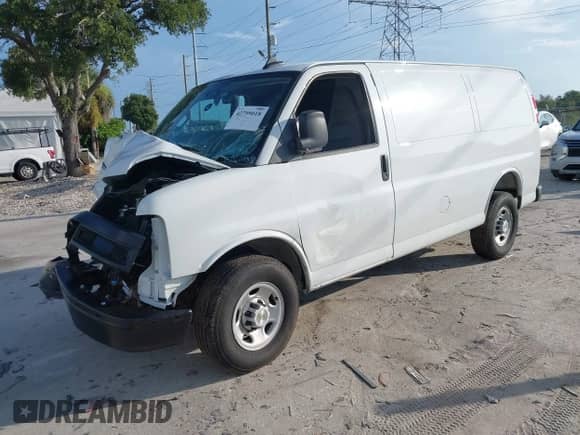 2025 Chevrolet Express Cargo with VIN 1GCWGAFP1S1134612, listed as a IAAI auction lot 42799018 with Not provided miles and . Bid and sale history available at DreamBid. Image 19.