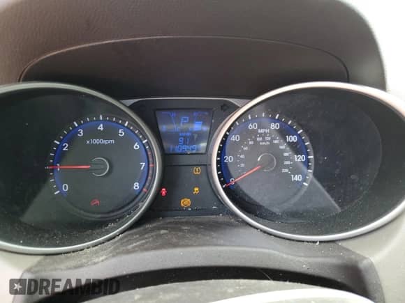 2015 Hyundai Tucson GLS z VIN KM8JT3AF5FU100074, wystawiony jako Copart lot #83986315 z przebiegiem 110 949 mil mil oraz Nie do naprawy • Non repairable. Historia ofert i sprzedaży dostępna na DreamBid. Obrazek 9.