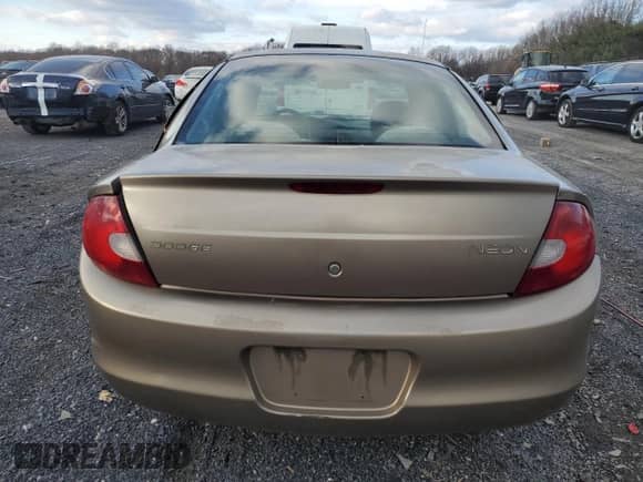 2001 Dodge Neon Highline with VIN 1B3ES46C21D221586, listed as a Copart auction lot 82902094 with 149,474 mi miles and Salvage title. Bid and sale history available at DreamBid. Image 6.