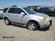 2005 Saturn VUE with VIN 5GZCZ53425S800811, listed as a Copart auction lot 57673565 with 168,319 mi miles and Salvage title. Bid and sale history available at DreamBid. Image 4.