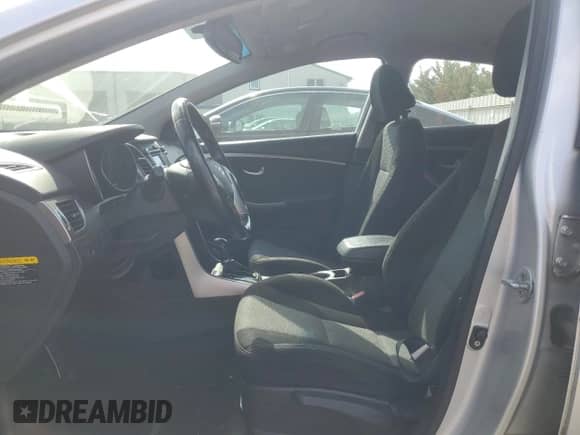 2013 Hyundai Elantra with VIN KMHD35LE4DU065599, listed as a Copart auction lot 85567085 with 195,667 mi miles and Salvage title. Bid and sale history available at DreamBid. Image 7.