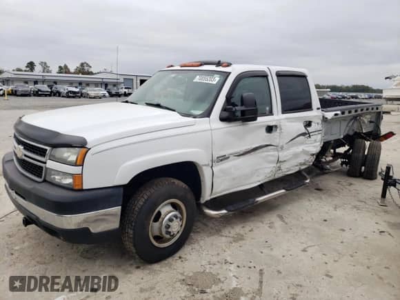2007 Chevrolet Silverado 3500 DRW LT3 с VIN 1GCJK33D77F153108, выставлен на аукционе Copart как лот 69105584 с пробегом 75 905 миль миль и Списание • Salvage title. История ставок и продаж доступна на DreamBid. Изображение 1.