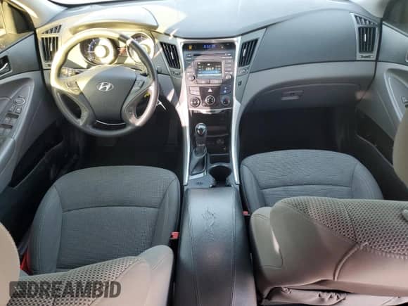 2014 Hyundai Sonata GLS z VIN 5NPEB4AC7EH939477, wystawiony jako Copart lot #87128015 z przebiegiem 99 343 mil mil oraz Szkoda całkowita • Salvage title. Historia ofert i sprzedaży dostępna na DreamBid. Obrazek 8.