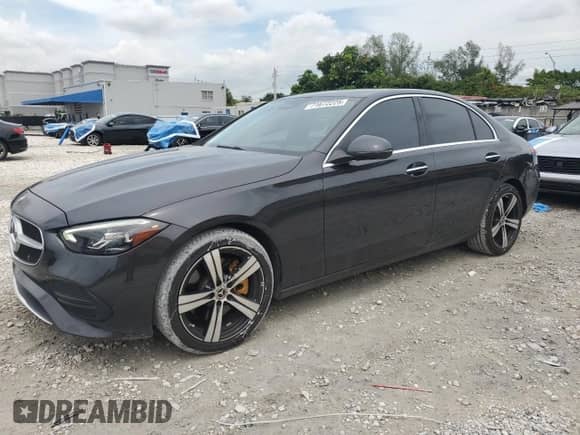 2023 Mercedes-Benz C 300 z VIN W1KAF4GB3PR070959, wystawiony jako Copart lot #71672225 z przebiegiem 28 686 mil mil oraz Szkoda całkowita • Salvage title. Historia ofert i sprzedaży dostępna na DreamBid. Obrazek 1.