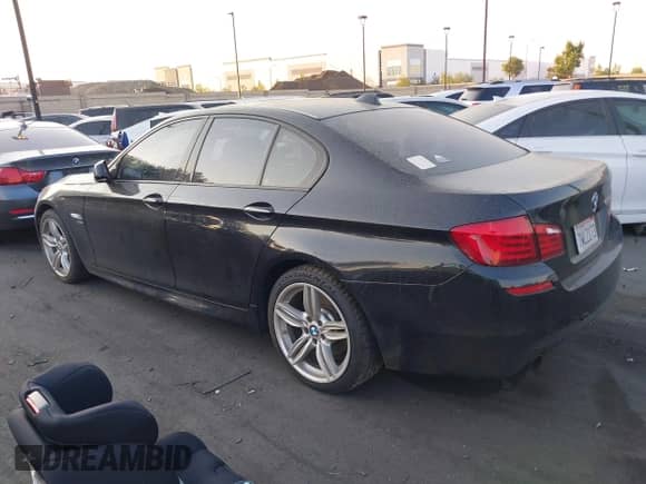 2012 BMW 5 Series 535i xDrive с VIN WBAFU7C53CDU60522, выставлен на аукционе IAAI как лот 42872655 с пробегом Не указан миль и . История ставок и продаж доступна на DreamBid. Изображение 13.