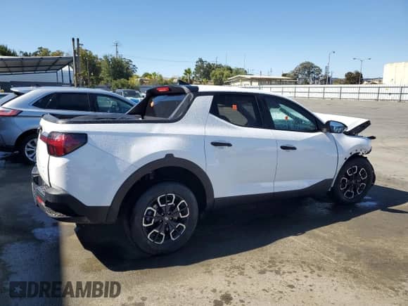 2024 Hyundai Santa Cruz SEL с VIN 5NTJB4DE0RH107594, выставлен на аукционе Copart как лот 67403575 с пробегом 22 717 миль миль и Списание • Salvage title. История ставок и продаж доступна на DreamBid. Изображение 3.