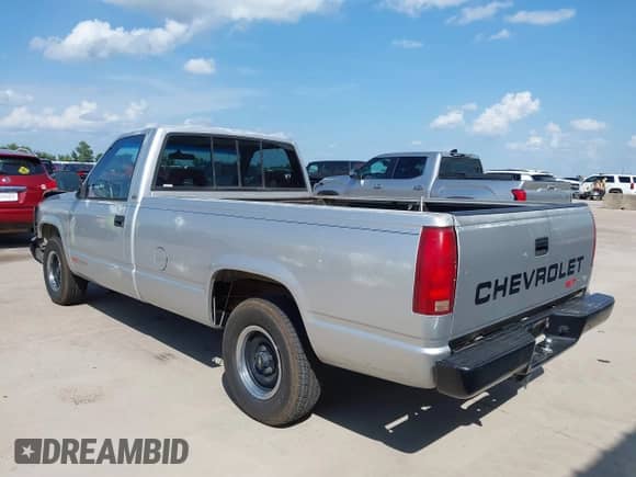 1992 Chevrolet Silverado 1500 с VIN 1GCDC14Z6NE231518, выставлен на аукционе IAAI как лот 42680199 с пробегом 177 879 миль миль и . История ставок и продаж доступна на DreamBid. Изображение 3.