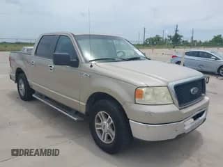 2007 Ford F-150 XLT с VIN 1FTRW12W57KB56241, выставлен на аукционе IAAI как лот 42873057 с пробегом 218 005 миль миль и . История ставок и продаж доступна на DreamBid. Изображение 1.