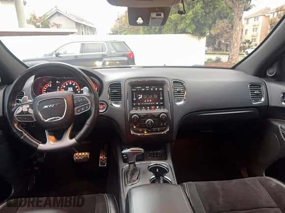 2019 Dodge Durango SRT z VIN 1C4SDJGJ6KC753812, wystawiony jako Copart lot #85688665 z przebiegiem 74 645 mil mil oraz Szkoda całkowita • Salvage title. Historia ofert i sprzedaży dostępna na DreamBid. Obrazek 10.