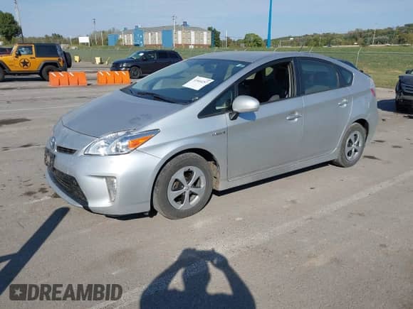 2012 Toyota Prius Four с VIN JTDKN3DU8C5511701, выставлен на аукционе IAAI как лот 43444257 с пробегом 236 231 миль миль и . История ставок и продаж доступна на DreamBid. Изображение 2.