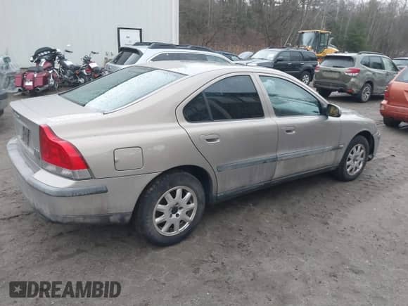 2001 Volvo S60 с VIN YV1RS61R012013431, выставлен на аукционе IAAI как лот 41193065 с пробегом 179 844 миль миль и . История ставок и продаж доступна на DreamBid. Изображение 4.