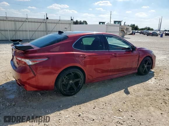 2018 Toyota Camry XSE с VIN 4T1BZ1HK7JU500768, выставлен на аукционе Copart как лот 84437165 с пробегом 107 336 миль миль и Чистый • Clean title. История ставок и продаж доступна на DreamBid. Изображение 3.