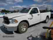 2020 Ram 1500 Tradesman с VIN 3C6JR6DT2LG164598, выставлен на аукционе Copart как лот 53727815 с пробегом 141 335 миль миль и Чистый • Clean title. История ставок и продаж доступна на DreamBid. Изображение 1.