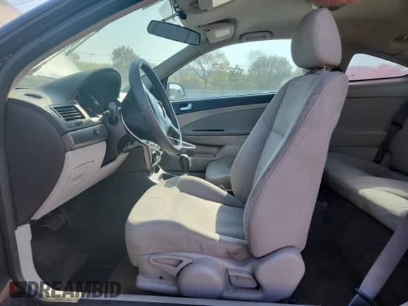 2007 Chevrolet Cobalt LT z VIN 1G1AL15FX77134961, wystawiony jako Copart lot #81201425 z przebiegiem 204 383 mil mil oraz Czysty tytuł • Clean title. Historia ofert i sprzedaży dostępna na DreamBid. Obrazek 7.