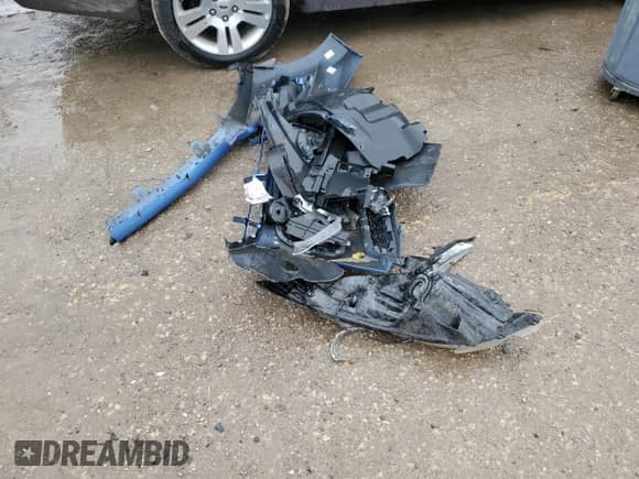 2014 Chevrolet Spark LT с VIN KL8CD6S96EC412664, выставлен на аукционе Copart как лот 70300765 с пробегом 157 569 миль миль и Списание • Salvage title. История ставок и продаж доступна на DreamBid. Изображение 12.