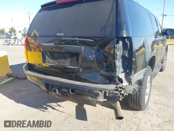 2009 Chevrolet Suburban 2LT с VIN 1GNFK26389R277321, выставлен на аукционе IAAI как лот 43041165 с пробегом 255 971 миль миль и . История ставок и продаж доступна на DreamBid. Изображение 6.