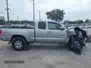 2016 Toyota Tacoma SR5 с VIN 5TFSZ5AN8GX032668, выставлен на аукционе IAAI как лот 40816601 с пробегом 57 004 миль миль и . История ставок и продаж доступна на DreamBid. Изображение 13.