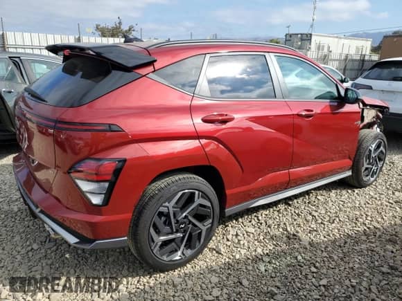 2025 Hyundai Kona N Line S с VIN KM8HB3A35SU188500, выставлен на аукционе Copart как лот 71059125 с пробегом 1 964 миль миль и Списание • Salvage title. История ставок и продаж доступна на DreamBid. Изображение 3.