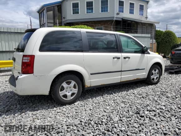 2008 Dodge Grand Caravan Cargo with VIN 1D4HN11H68B185883, listed as a Copart auction lot 56348785 with 61,119 mi miles and Clean title. Bid and sale history available at DreamBid. Image 3.