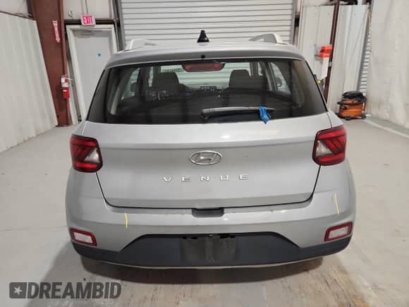 2021 Hyundai Venue SEL with VIN KMHRC8A35MU101759, listed as a Copart auction lot 84577615 with 131,742 mi miles and Clean title. Bid and sale history available at DreamBid. Image 6.