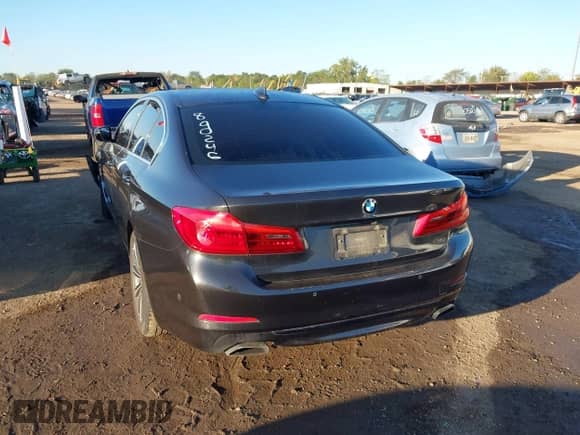 2017 BMW 5 Series 540i xDrive с VIN WBAJE7C32HG890246, выставлен на аукционе IAAI как лот 43331029 с пробегом 65 826 миль миль и . История ставок и продаж доступна на DreamBid. Изображение 16.