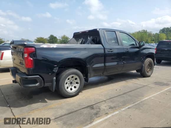2021 Chevrolet Silverado 1500 Custom with VIN 1GCRYBEF9MZ165619, listed as a Copart auction lot 69853155 with 53,268 mi miles and Salvage title. Bid and sale history available at DreamBid. Image 3.