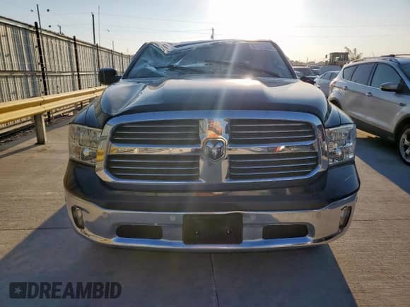 2017 Ram 1500 Lone Star z VIN 1C6RR6LT6HS550820, wystawiony jako Copart lot #81925085 z przebiegiem 137 265 mil mil oraz Szkoda całkowita • Salvage title. Historia ofert i sprzedaży dostępna na DreamBid. Obrazek 5.