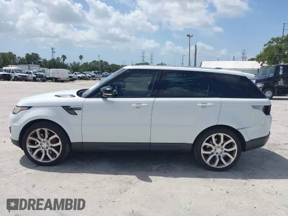 2014 Land Rover Range Rover Sport Supercharged with VIN SALWR2EFXEA326696, listed as a IAAI auction lot 42837548 with 118,439 mi miles and . Bid and sale history available at DreamBid. Image 15.